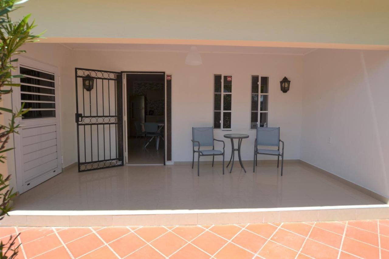 Relex Villa With Private Pool Willemstad Exterior photo