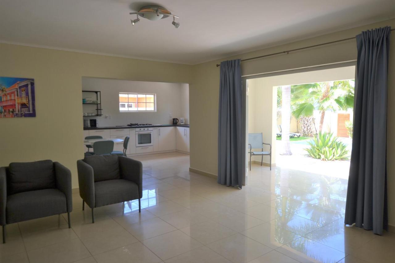 Relex Villa With Private Pool Willemstad Exterior photo